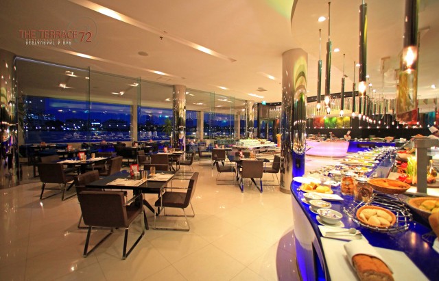 10.5-the-terrace@72-buffet-restaurant-ramada-plaza-menam-riverside-bangkok-640x411